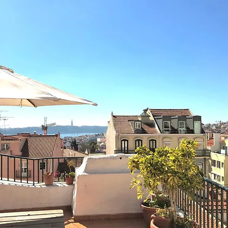 Sm3 Cosy And With Rooftop Terrace And Ac! In Principe Real, Near Bairro Alto شقة *