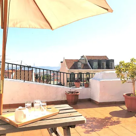 Apartamento Sm3 Cosy&central With Rooftop Terrace&ac! In Real, Near Bairro Alto Lisboa