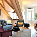 Sm3 Cosy&central With Rooftop Terrace&ac! In Real, Near Bairro Alto *