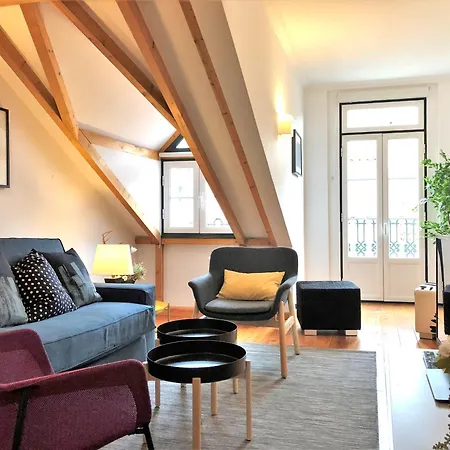 Sm3 Cosy And With Rooftop Terrace And Ac! In Principe Real, Near Bairro Alto *