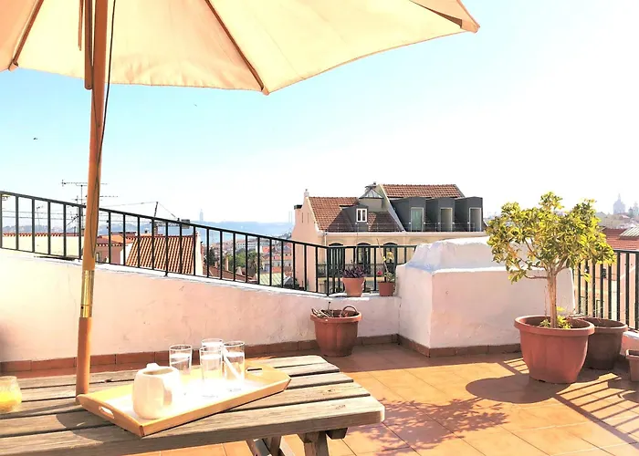 Appartement Sm3 Cosy And With Rooftop Terrace And Ac! In Principe Real, Near Bairro Alto Lisboa